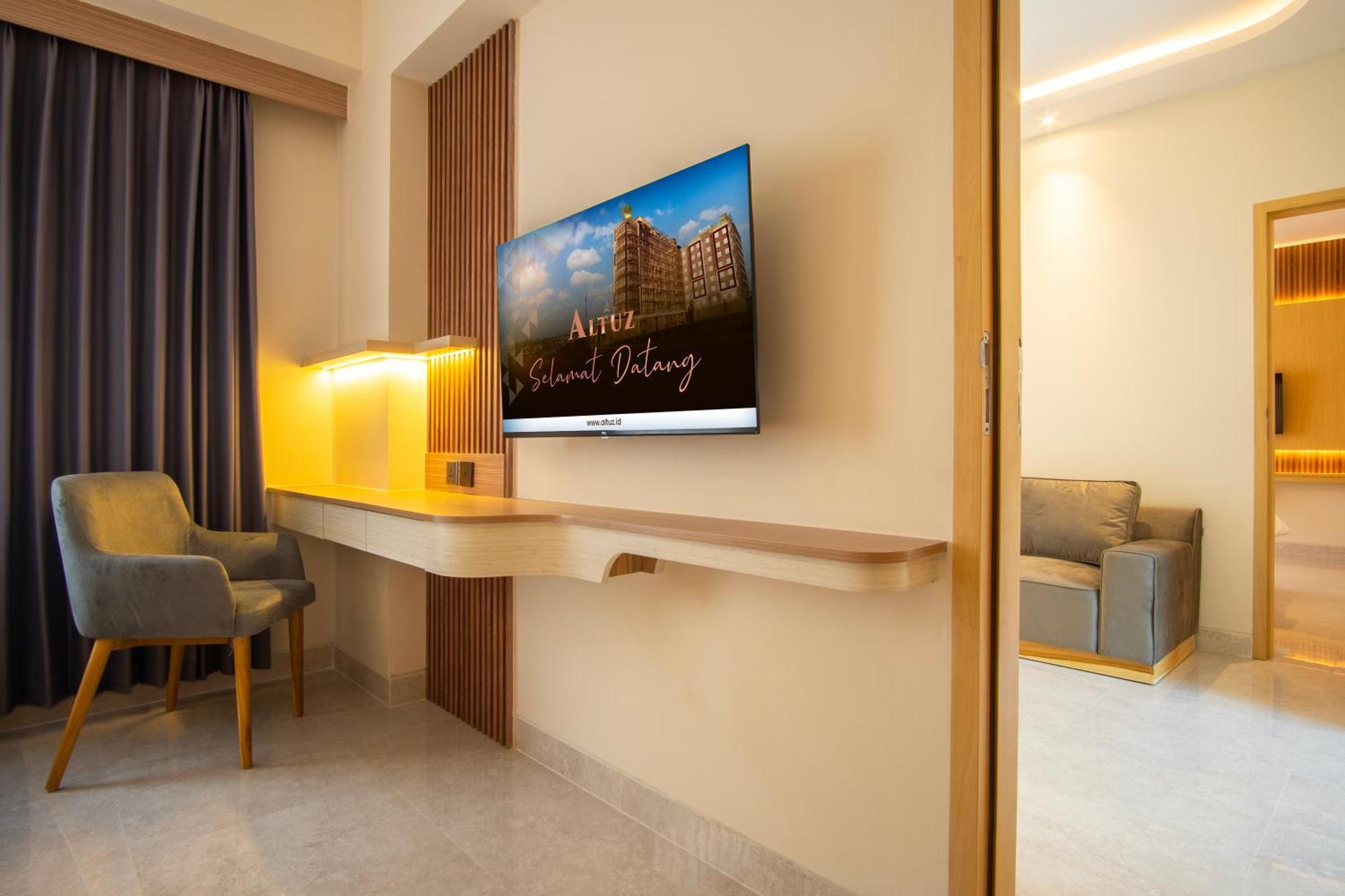 Redliving Apartemen Premium Exclusive Seturan Yogyakarta Exterior foto